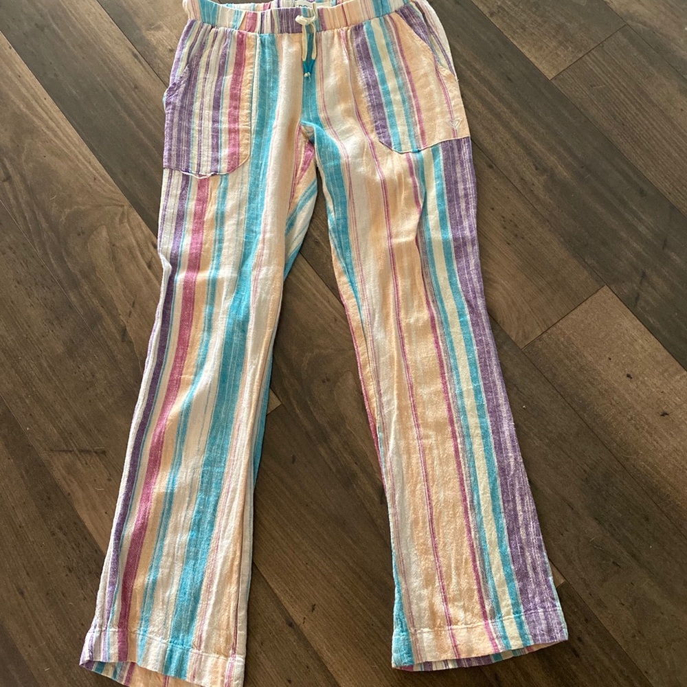 Roxy girl two pocket pant.
